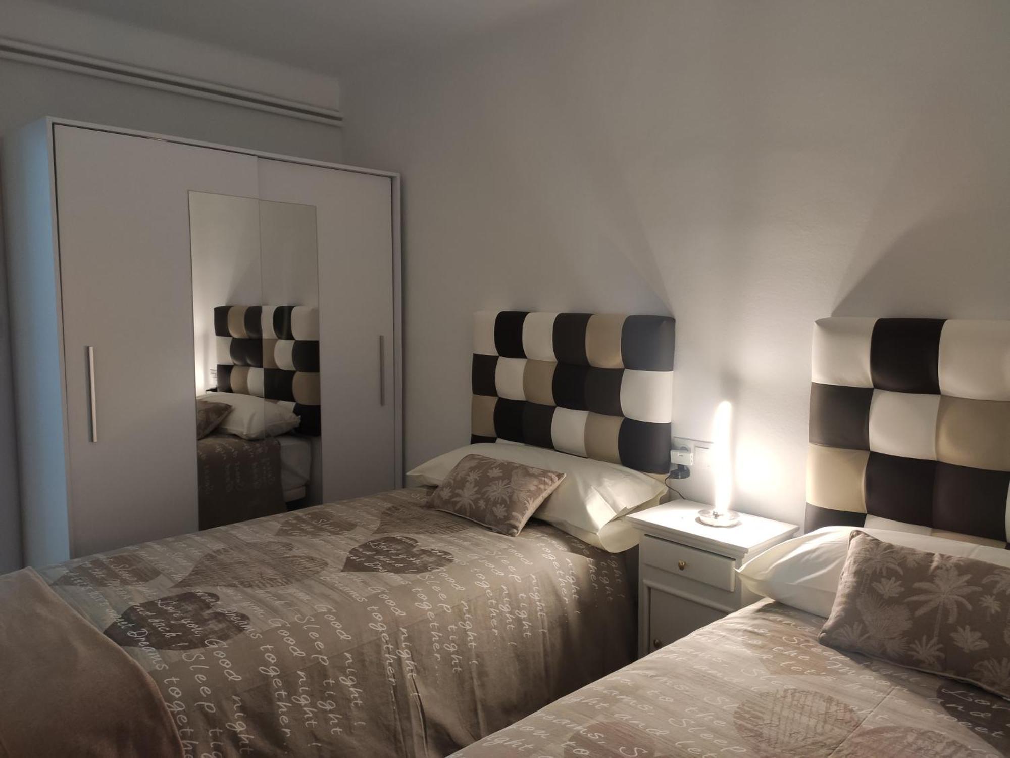Apartamento Confort II La Seu d'Urgell Buitenkant foto