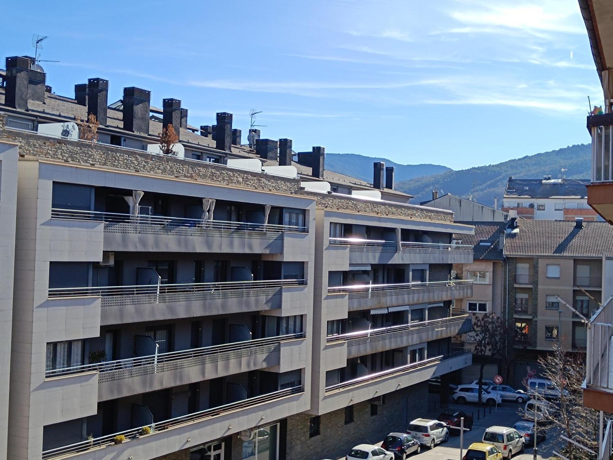 Apartamento Confort II La Seu d'Urgell Buitenkant foto