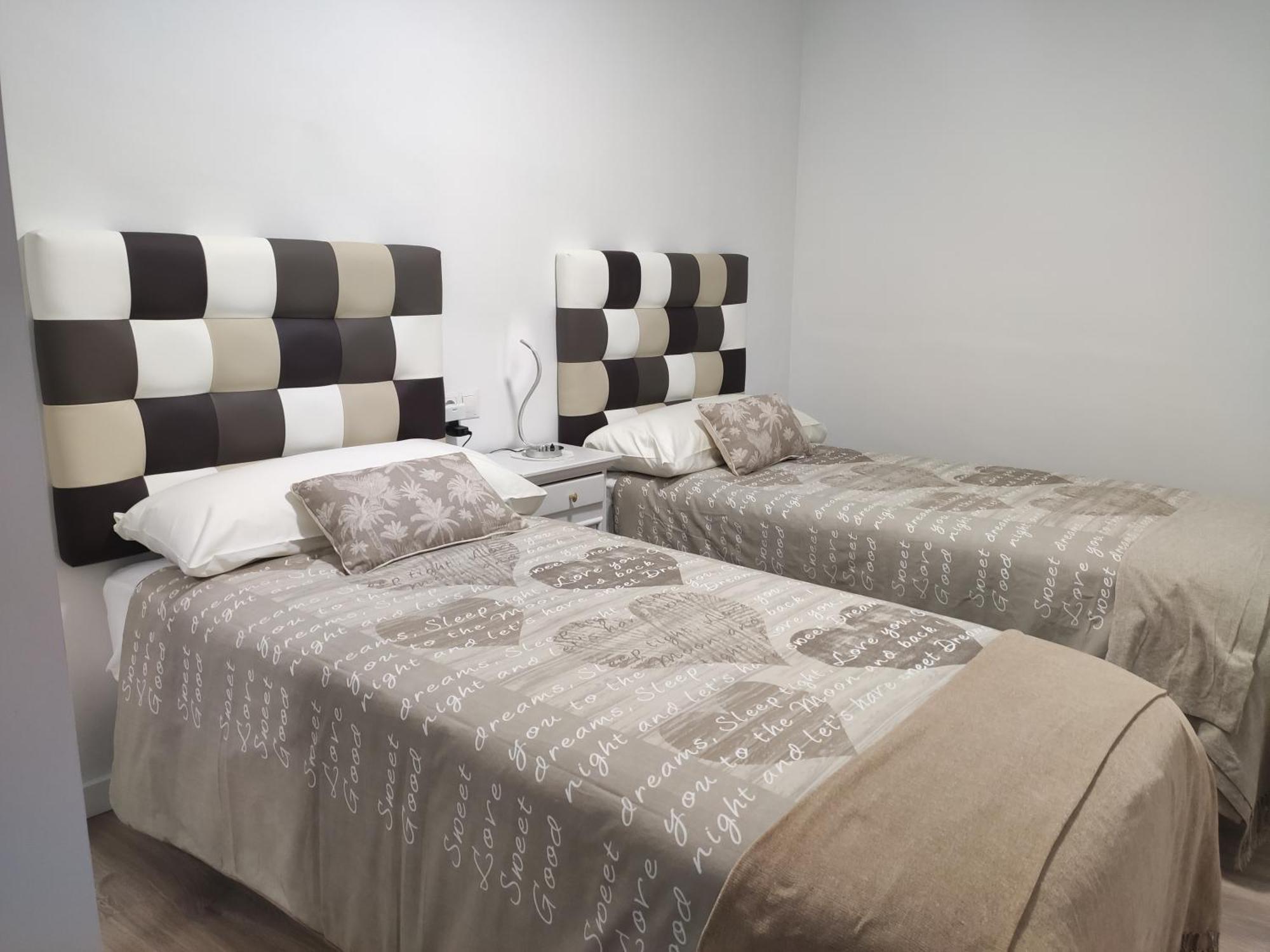 Apartamento Confort II La Seu d'Urgell Buitenkant foto